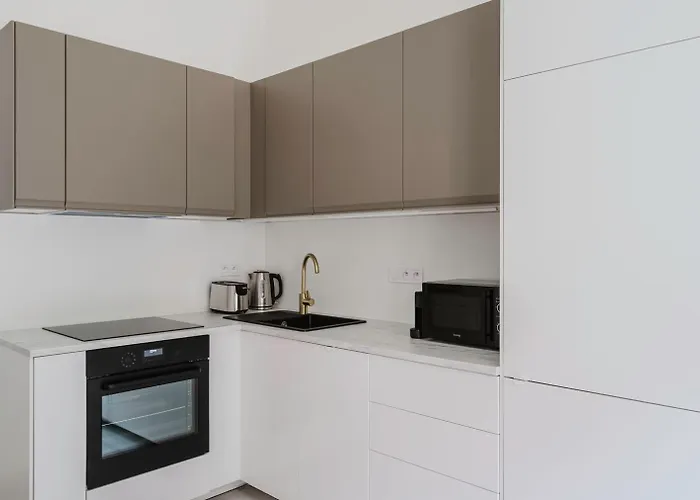 Appartement Blueground Vrsovice Private Terrace Equipped Prg-4