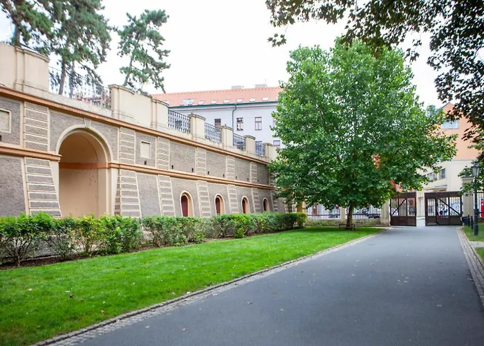 Appartement Blueground Vrsovice Private Terrace Equipped Prg-4 *