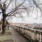 Blueground Vrsovice Private Terrace Equipped Prg-4 * Prag