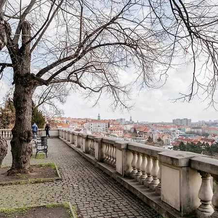 Blueground Vrsovice Private Terrace Equipped Prg-4 * Praha
